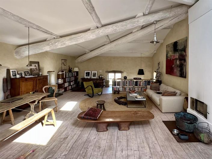 Image No.24-11 Bed House for sale