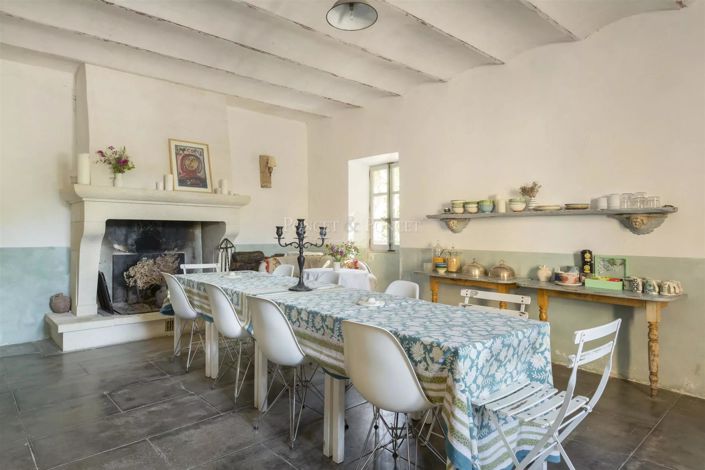 Image No.8-11 Bed House for sale