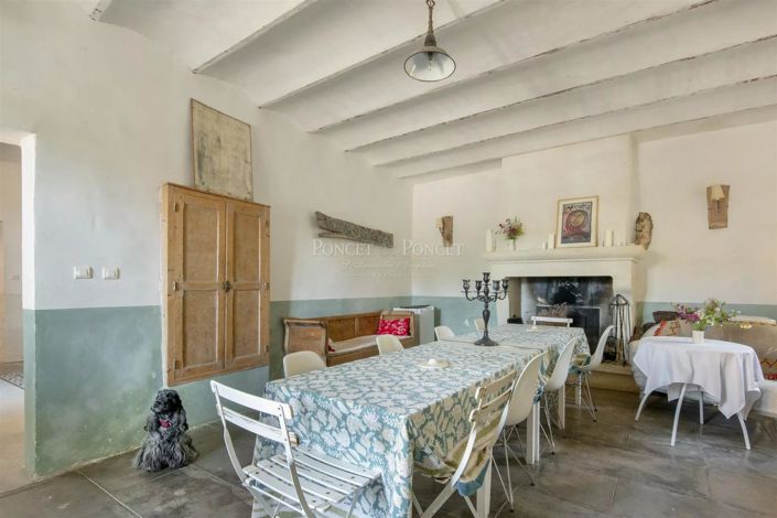 Image No.9-11 Bed House for sale