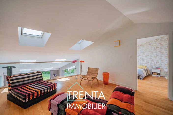 Image No.13-4 Bed House for sale