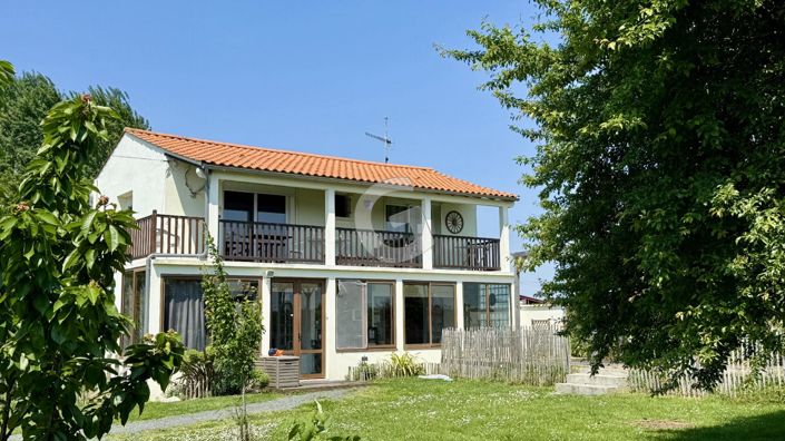 Image No.1-2 Bed House for sale