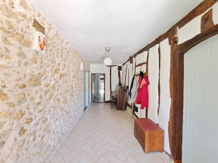 Image No.11-11 Bed House for sale