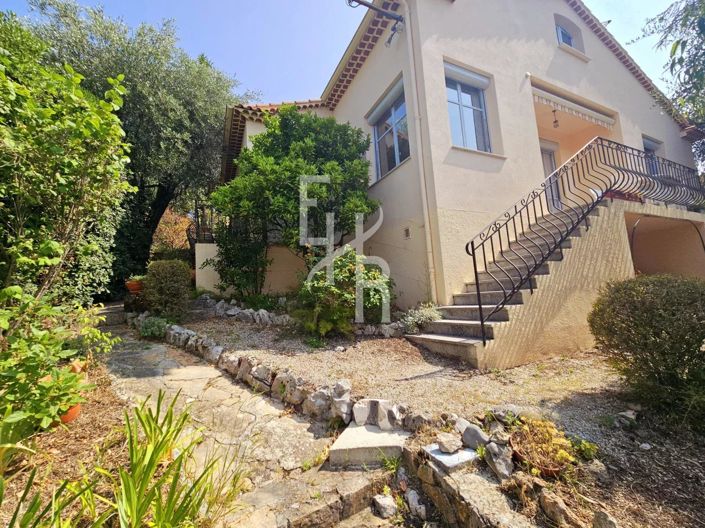 Image No.1-3 Bed House for sale