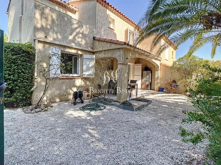 Image No.1-3 Bed House for sale