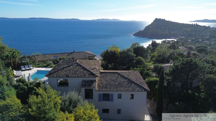 Image No.1-6 Bed House for sale