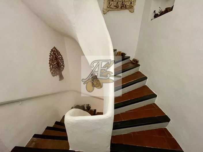 Image No.9-3 Bed Apartment for sale