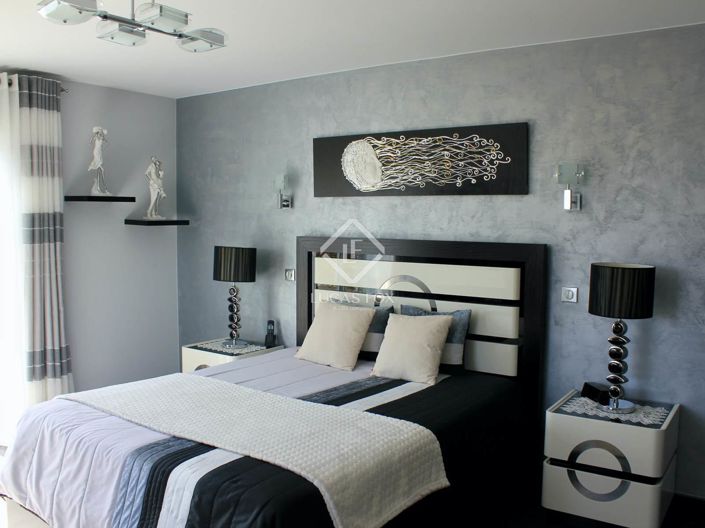 Image No.13-3 Bed House for sale