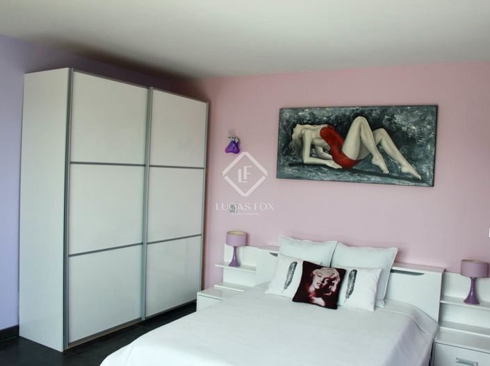 Image No.15-3 Bed House for sale