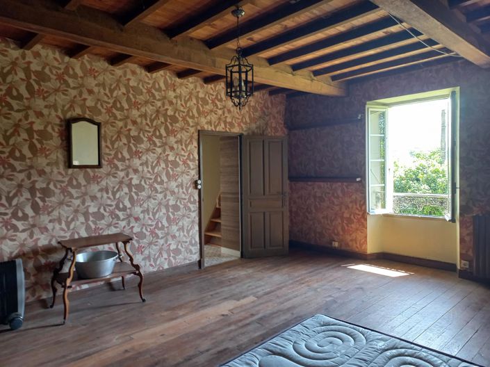 Image No.19-4 Bed House for sale