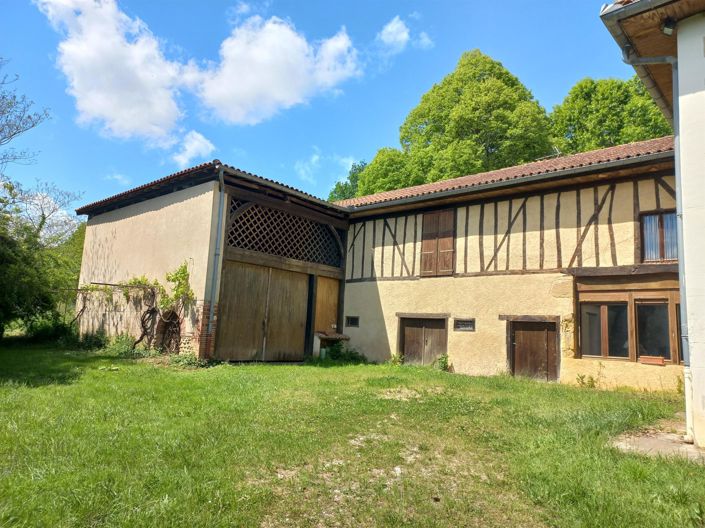 Image No.8-4 Bed House for sale