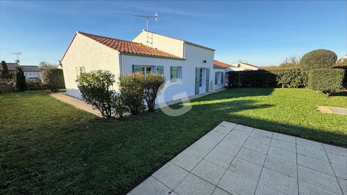 Image No.1-3 Bed House for sale