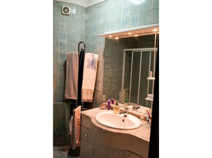 Image No.9-3 Bed Apartment for sale