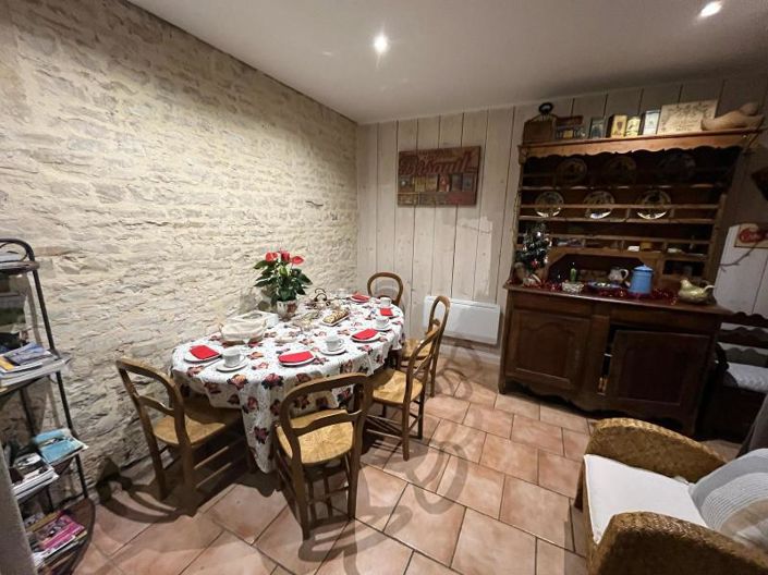 Image No.9-Maison de 5 chambres à vendre à Aigre