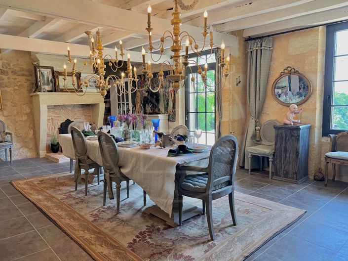 Image No.6-5 Bed House for sale