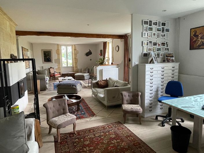 Image No.6-4 Bed House for sale