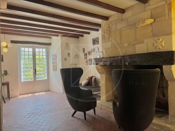 Image No.10-2 Bed House for sale