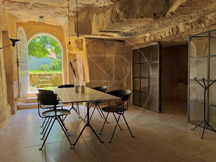 Image No.5-2 Bed House for sale