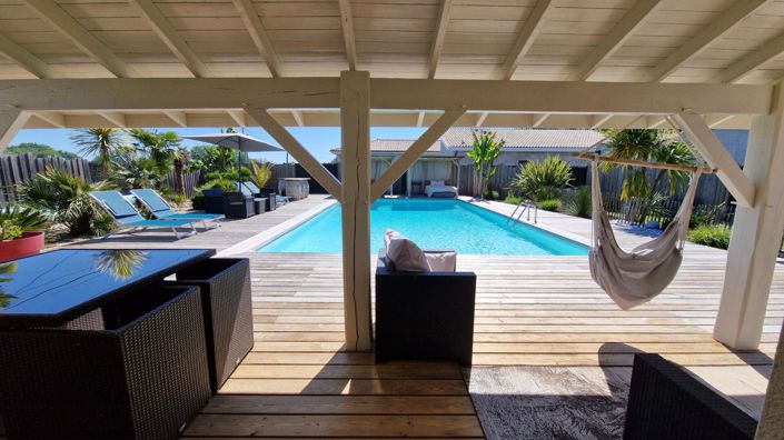 Image No.1-6 Bed House for sale