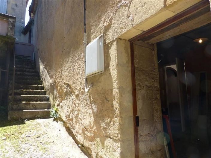 Image No.10-1 Bed House for sale