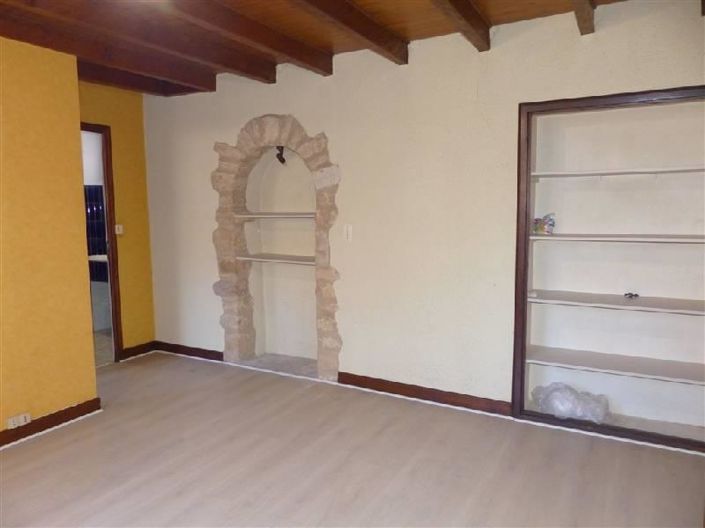 Image No.5-1 Bed House for sale