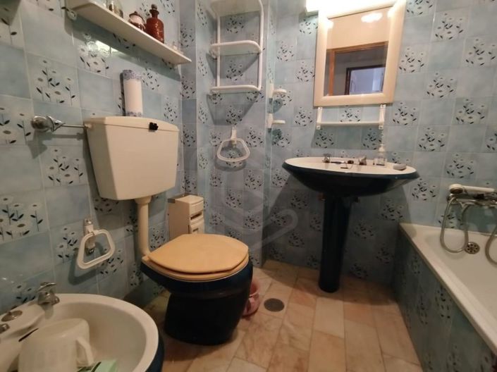 Image No.11-3 Bed Apartment for sale