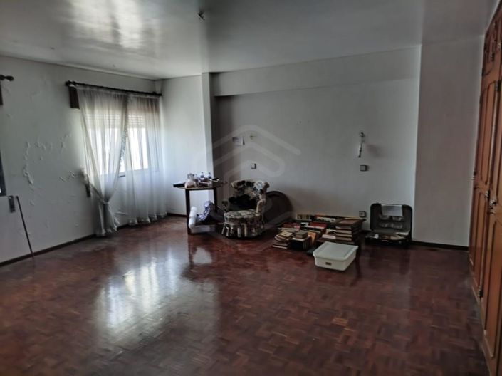 Image No.27-3 Bed Apartment for sale