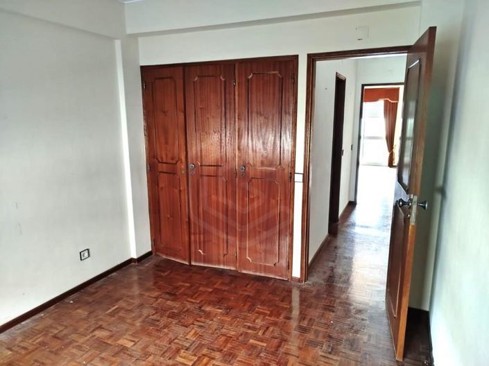 Image No.8-3 Bed Apartment for sale