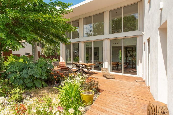 Image No.1-4 Bed House for sale