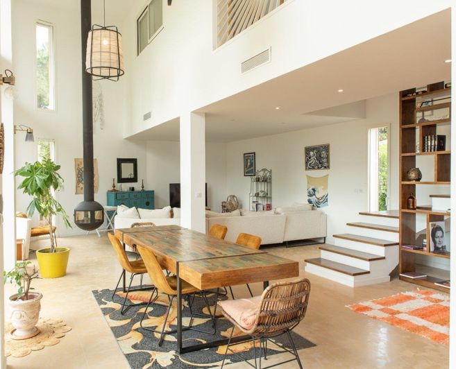 Image No.4-4 Bed House for sale