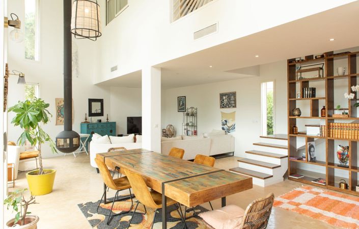 Image No.6-4 Bed House for sale