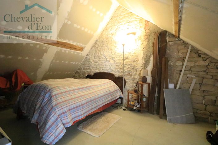 Image No.9-2 Bed House for sale