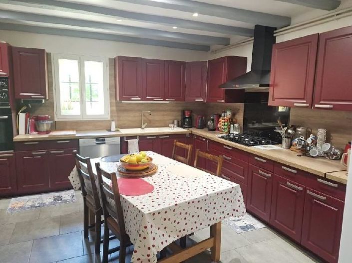 Image No.6-6 Bed House for sale