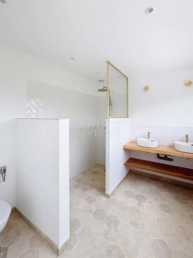 Image No.10-Maison de 4 chambres à vendre à Châteauvert