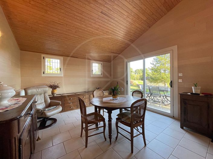 Image No.7-2 Bed House for sale