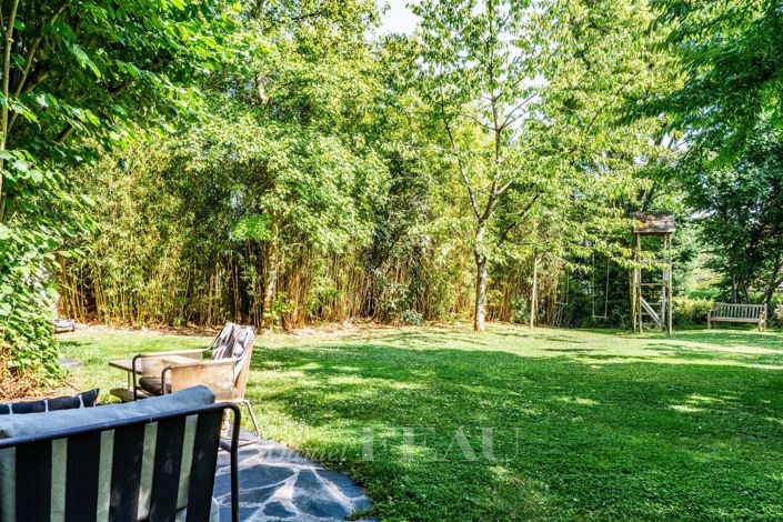 Image No.10-6 Bed House for sale