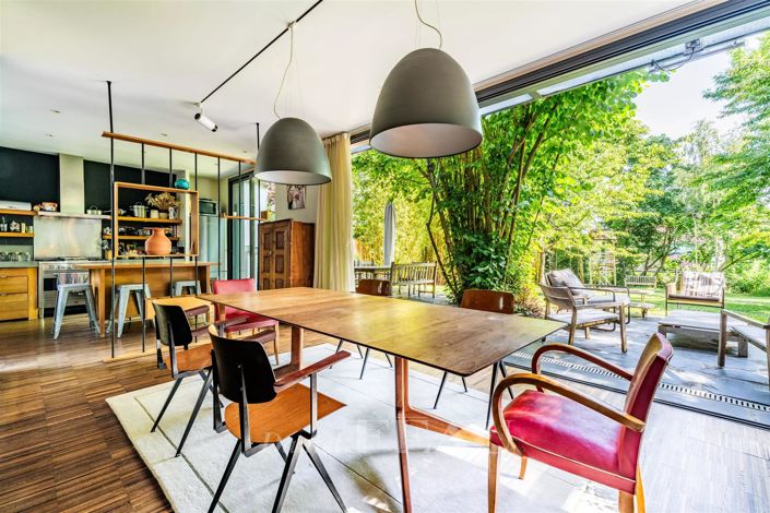 Image No.3-6 Bed House for sale