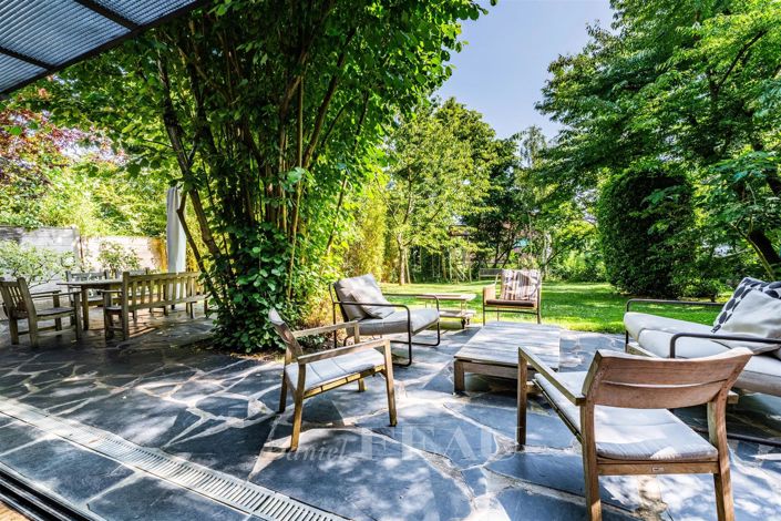 Image No.5-6 Bed House for sale