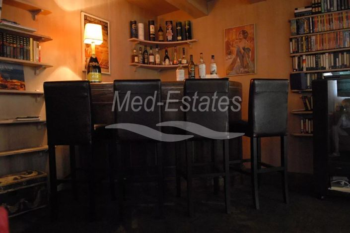 Image No.35-13 Bed House for sale