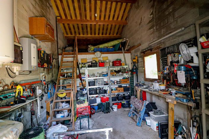 Image No.35-3 Bed House for sale