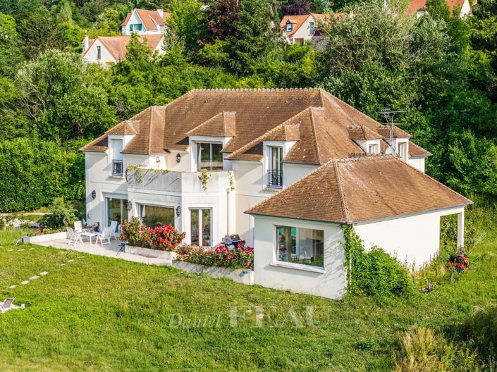 Image No.2-5 Bed House for sale