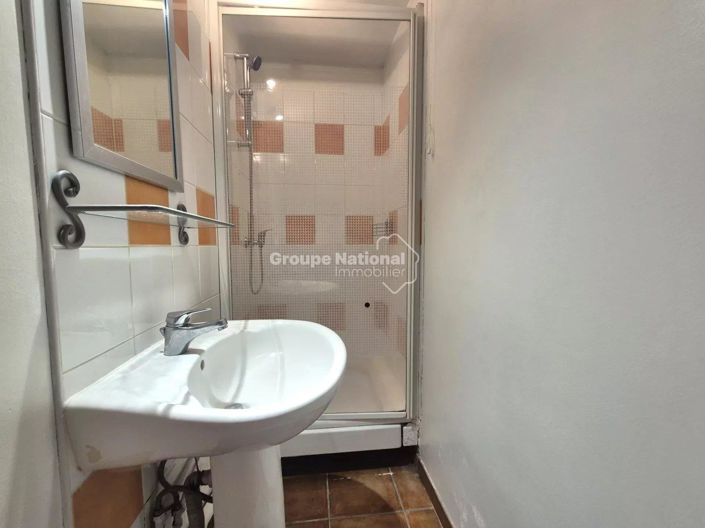 Image No.18-4 Bed House for sale