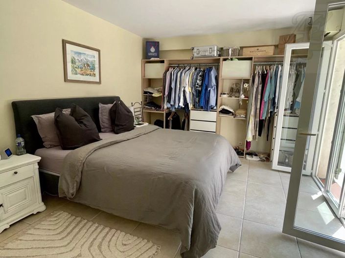 Image No.29-4 Bed House for sale