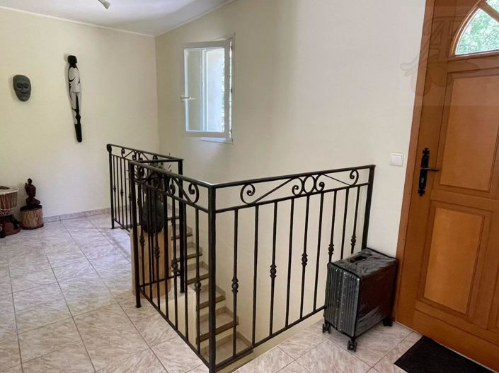 Image No.36-4 Bed House for sale