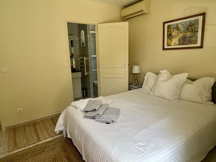 Image No.46-4 Bed House for sale