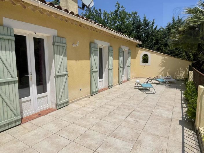 Image No.52-4 Bed House for sale