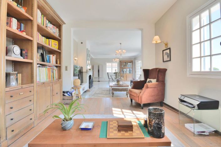 Image No.21-4 Bed House for sale