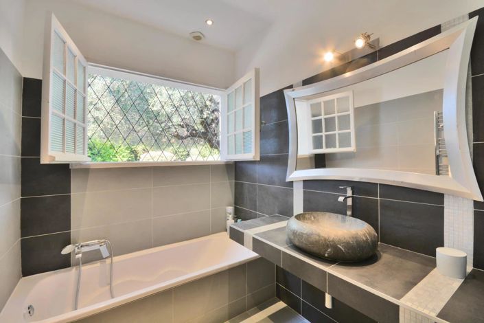 Image No.31-4 Bed House for sale