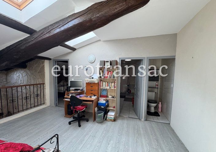 Image No.12-4 Bed House for sale