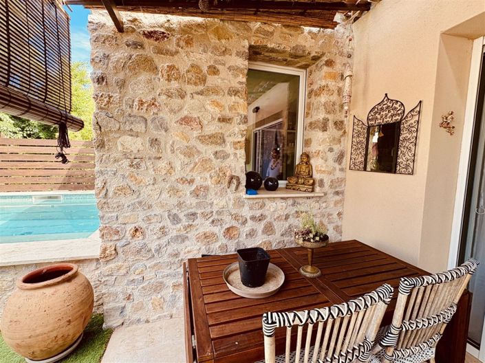 Image No.11-3 Bed House for sale