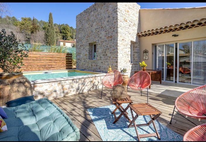 Image No.2-3 Bed House for sale